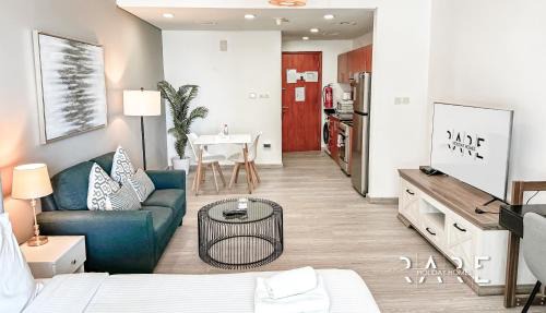 Dubai Production City Apartment | Rare Holiday Homes - The Crescent Tower - IMPZ - Dubai Production City - R705