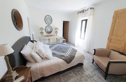 Villedieu Other | Rare product: Top-of-the-range Provencal farmhouse in the heart of the vineyards
