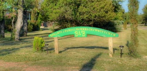 Fredericksburg Bed & Breakfast | Rarumpelpunzeldornaschenwittchen