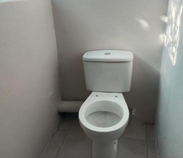 Soshanguve House | Rasesa Guesthouse Block V