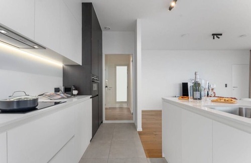 Ostend Apartment | Rashelle - with stunning views of the North Sea