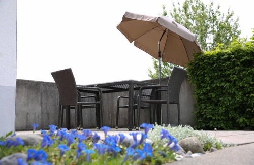 Lippertsreute Apartment | Raspberry vacation apartment, 55sqm, 2 bedrooms, max. 2 adults and 2 children