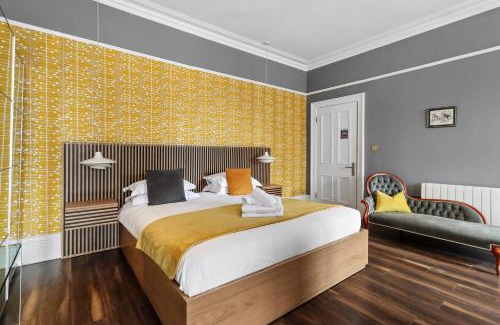Eastbourne Seafront Bed & Breakfast | Ravilious