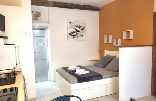 Uzes Apartment | RAVISSANT STUDIO