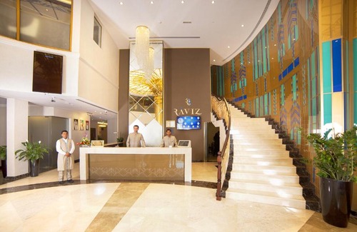 Al Mankhool Hotel | Raviz Center Point Hotel