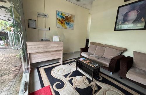 Batu Ferringhi House | Ray Yan Guesthouse Penang