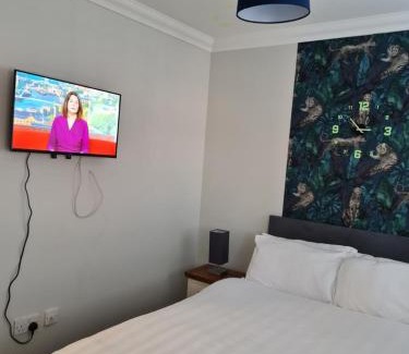 Middlesbrough House | Rays Lodge 2
