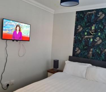Middlesbrough House | Rays Lodge 2