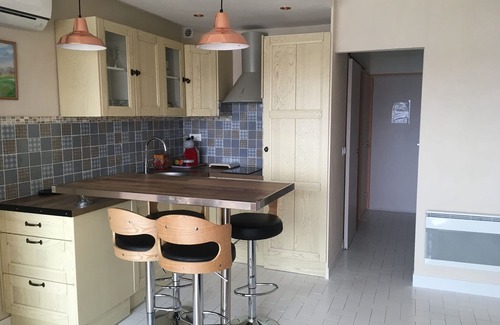 Le Grau-Du-Roi Apartment | Renovated, air-conditioned Chantanne Camargue studio. Harbour view, pets allowed