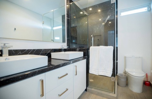 Zapopan Condo | Real View Towers, 2nd floor 1BR, Zona Real, Near Andares