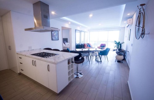 Zapopan House | Real View Towers E506 by Casago