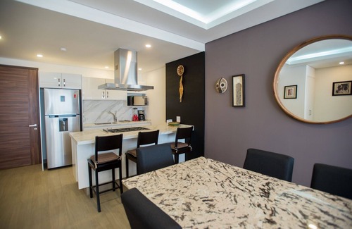 Zapopan Condo | Real View Towers in Real Center Plaza, Delightful 5th floor 1BR, Zona Real,
