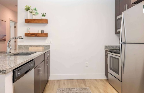 Oxford Apartment | Rebel Corner at 514 by Apex Short Term Stays