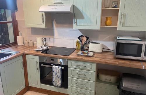 Lelant Ski Chalet | Rebels Retreat - 2-Bed Chalet nr St Ives & Hayle