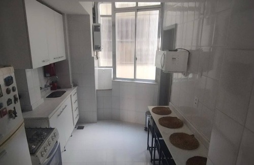 Copacabana Apartment | Recanto de Copacabana – Your Refuge in Rio, two blocks from the most beautiful beach!