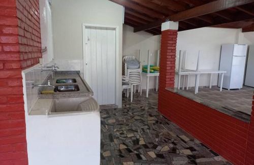 Sao Pedro House | Recanto lindo na cidade com piscina e churrasqueira