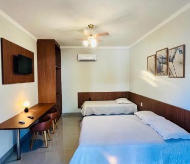 Olimpia House | Recanto Quinta das Palmeiras, Casa com Piscina Aquecida, até 16 pessoas, Perto dos Parques, Olímpia-SP