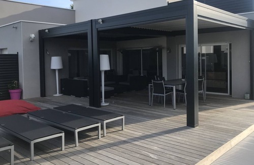 Aimargues Villa | RECENT VILLA RENTALS