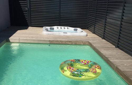 Aimargues Villa | RECENT VILLA RENTALS