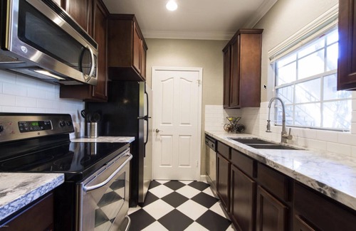 North Scottsdale Condo | Recently Renovated 1BR Condo in North Scottsdale with Resort-like Pool
