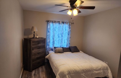 Linglestown Apartment | Recently updated contemporary getaway. Near Hershey w/ shopping & concerts...