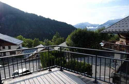 Peisey-Nancroix Ski Chalet | Red Canyon comfort Suite