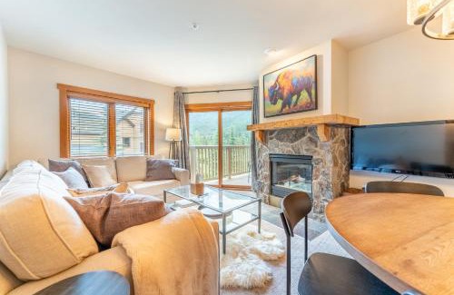 River Run House | Red Hawk Lodge by Summit County Mountain Retreats