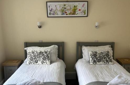 Broad Clyst Hotel | Red Lion