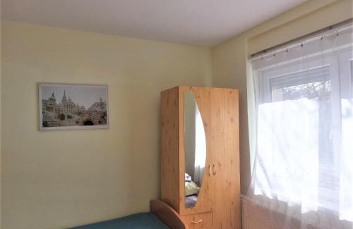 Kispest Apartment | Red Locomotive Apartment