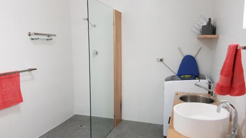 Port Pirie South Apartment | Red Ochre - Large Apartment with Private Courtyard