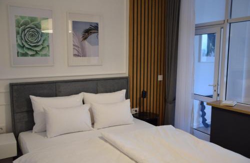 Novi Beograd Apartment | RED RIDING HOOD