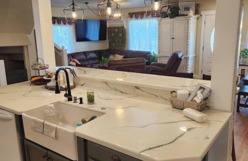 Nampa Other | Red Roof Farmhouse has beds for 27, a 12 person swim spa, 1350 sq ft activity rm
