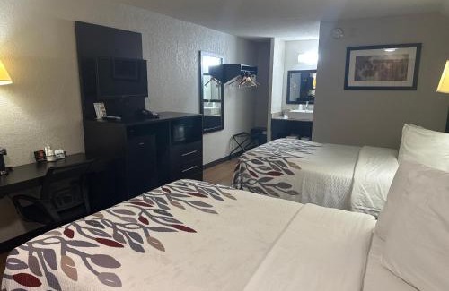 Anderson Hotel | Red Roof Inn Anderson, IN