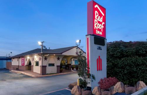 Arlington Hotel | Red Roof Inn Arlington - Entertainment District