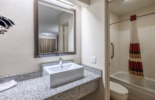 Reynoldsburg Hotel | Red Roof Inn Columbus East - Reynoldsburg