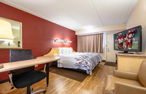 Greensboro Hotel | Red Roof Inn Greensboro Coliseum