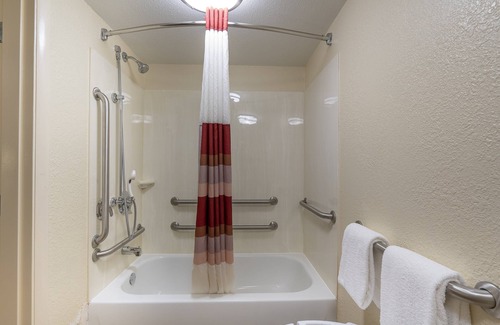Castleton Hotel | Red Roof Inn Indianapolis - Castleton