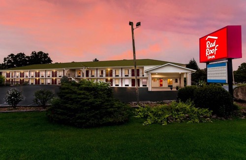 Monteagle Hotel | Red Roof Inn Monteagle - I-24
