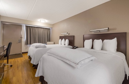 Larkwood Hotel | Red Roof Inn PLUS+ Nashville Airport