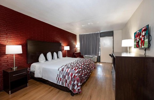 West Point Hotel | Red Roof Inn - West Point