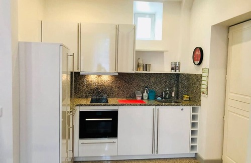 Fontainebleau Condo | Red - The Studio Castle in middle of Fontainebleau
