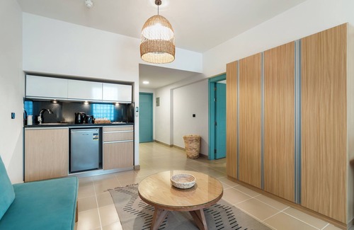 Sakkala Hotel | Redcon Suites