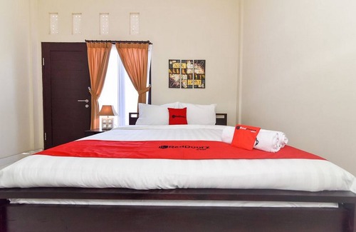 Imam Bonjol Hotel | RedDoorz Plus near Jalan Imam Bonjol Denpasar