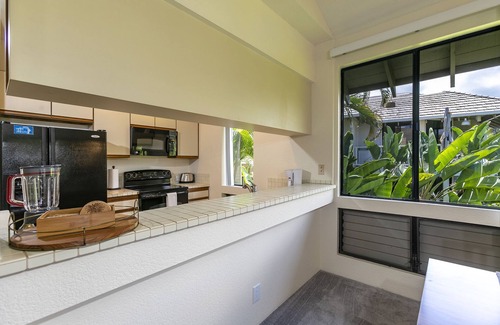 Wailea Condo | Redesigned 1BD/2BA Condo with Haleakala Views Near Wailea's Beaches and Dining