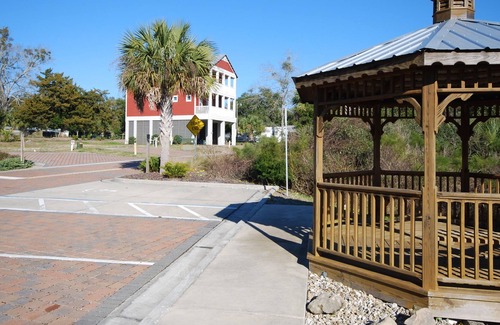 Steinhatchee House | Redfish House- Waterfront home overlooking the Steinhatchee River-2 boat slips