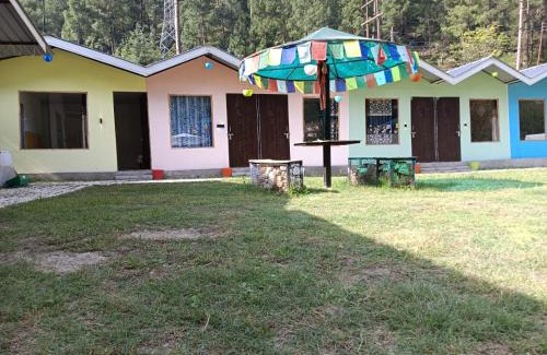 Kasol Resort | Redleaf resort and cafe