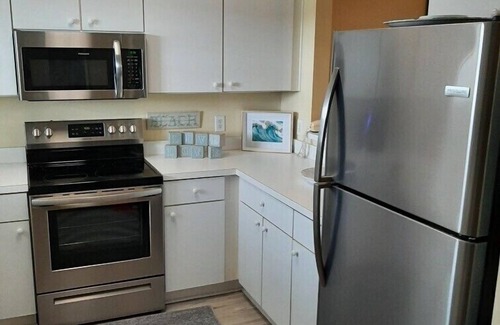 North Myrtle Beach Condo | Reduced rates for rest of season! Beautiful condo!