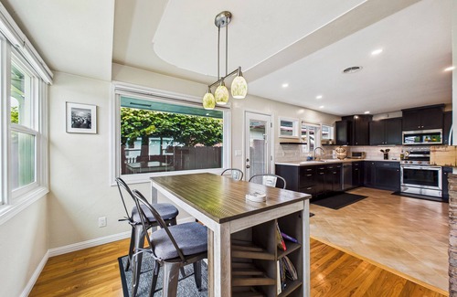 Eureka House | Redwood Oasis for Travel-Work-Play