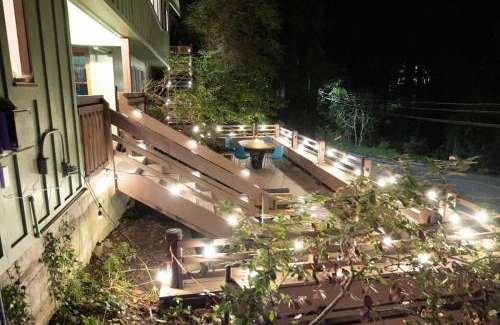 Mill Valley House | Redwood Treehouse Retreat Near Muir Woods w Deck