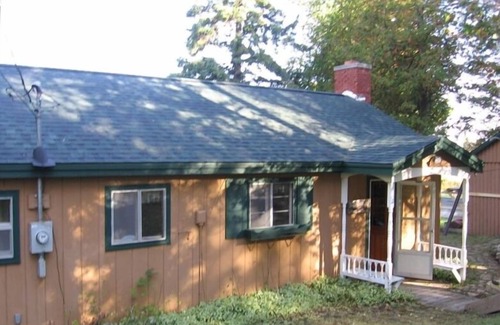 Drummond Cabin | Reel Relaxin' - the Name of the Cabin Says it All!